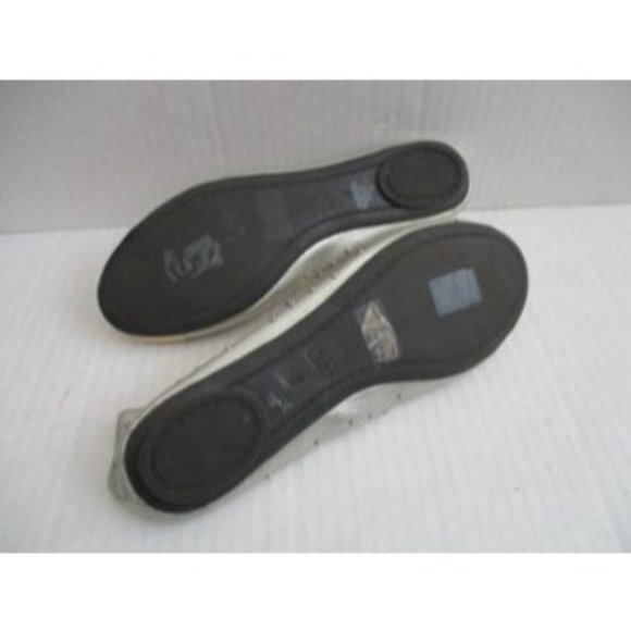 *Gap Silver Gold Pebbled Patent Studded Ballet - Picture 3 of 4